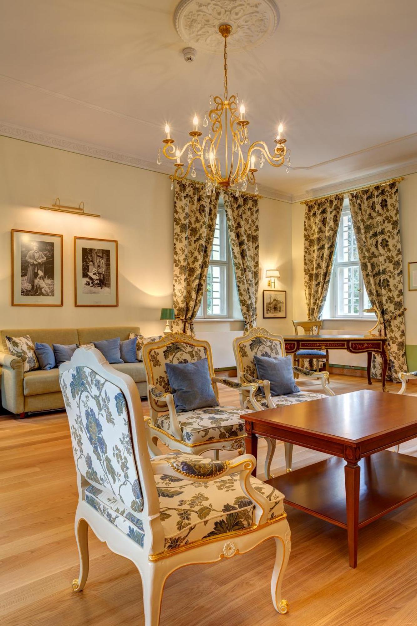 Urlaubsresidenz Marstall Und Kanzlei Im Schlossensemble Lübbenau Kamer foto